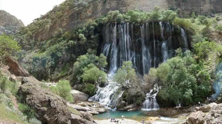 چشمه و دره پیر خوشتر