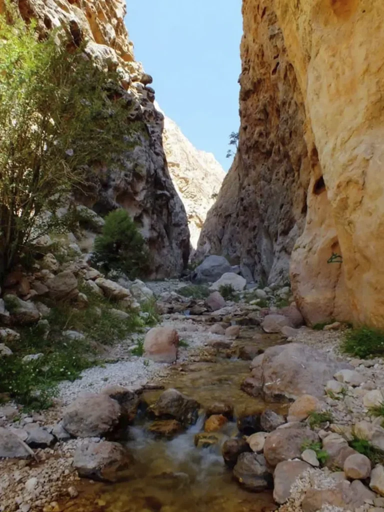 تنگه زندان