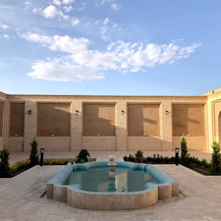 بوم گردی سنتی عسلو