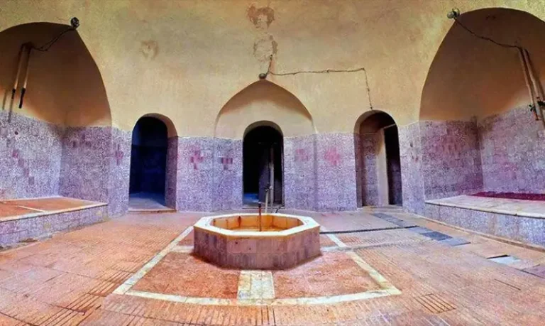 حمام خوریا