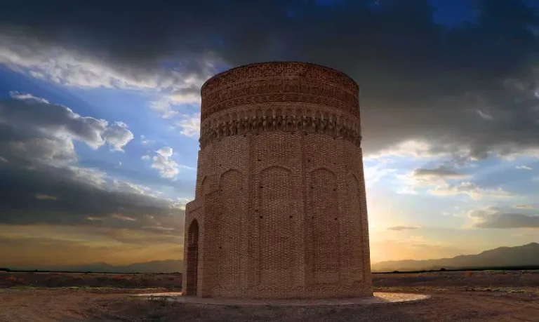 برج مهماندوست