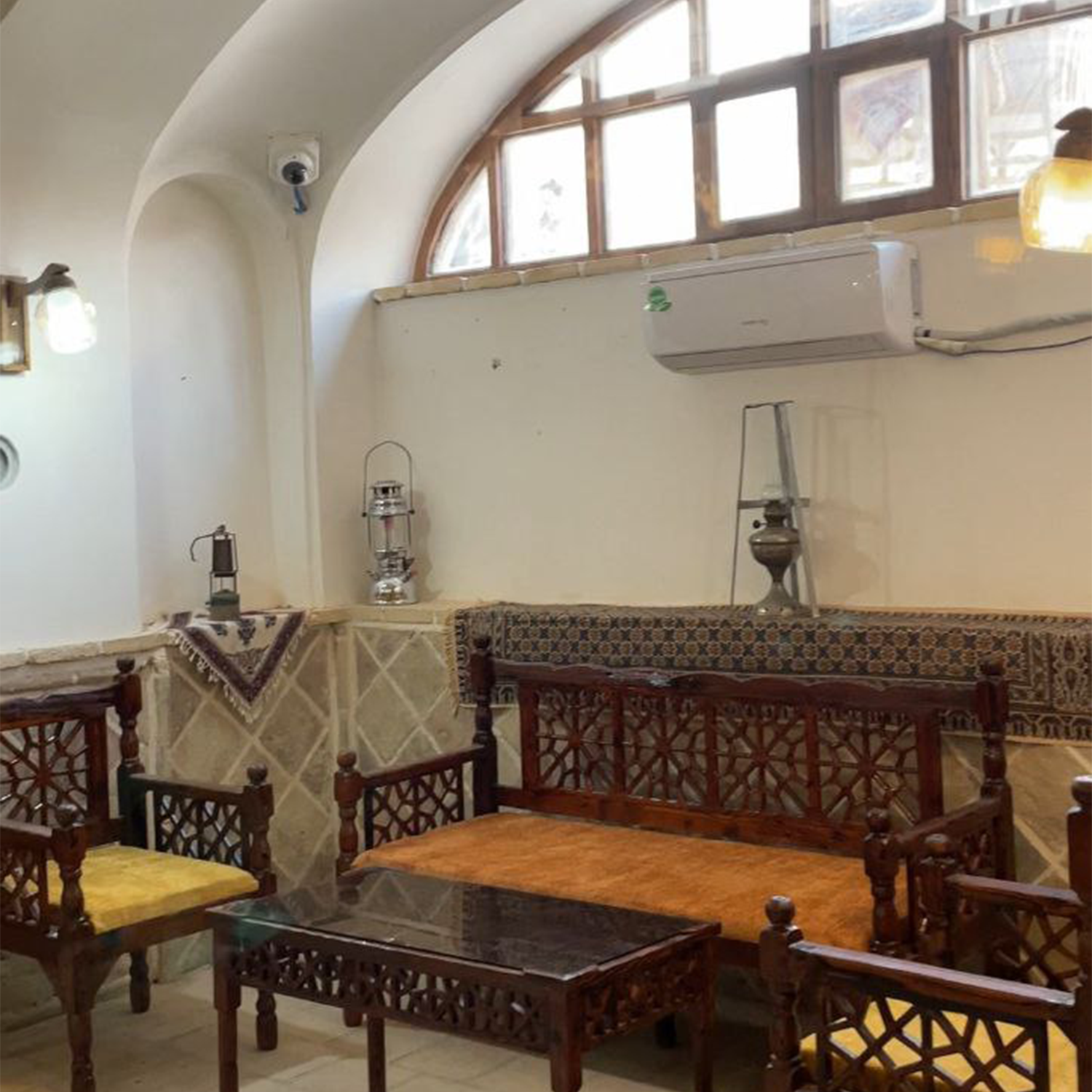 کافه و رستوران راه ابریشم